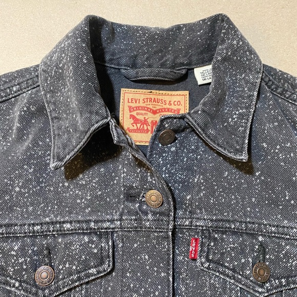 MTv Upstyled LEVIs Denim Jacket with Embroidery Accented Patch - One of A Kind - Picture 6 of 17